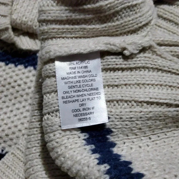 A.n.a Sweater, NWT XL - Picture 7 of 7